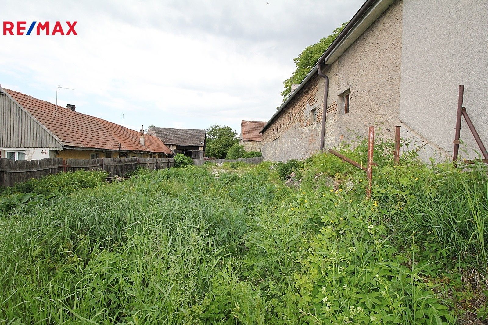 Pozemky pro bydlení, Činěves, 312 m²