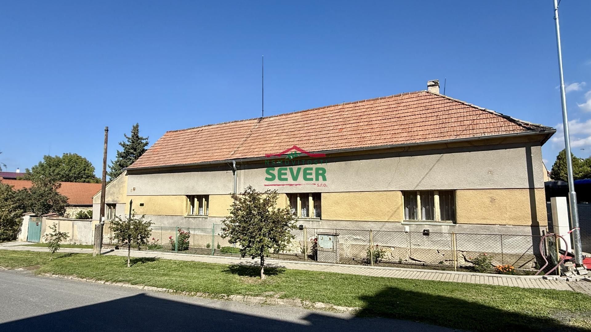 Rodinný dům · 241 m² · Levousy, Křesín - 3