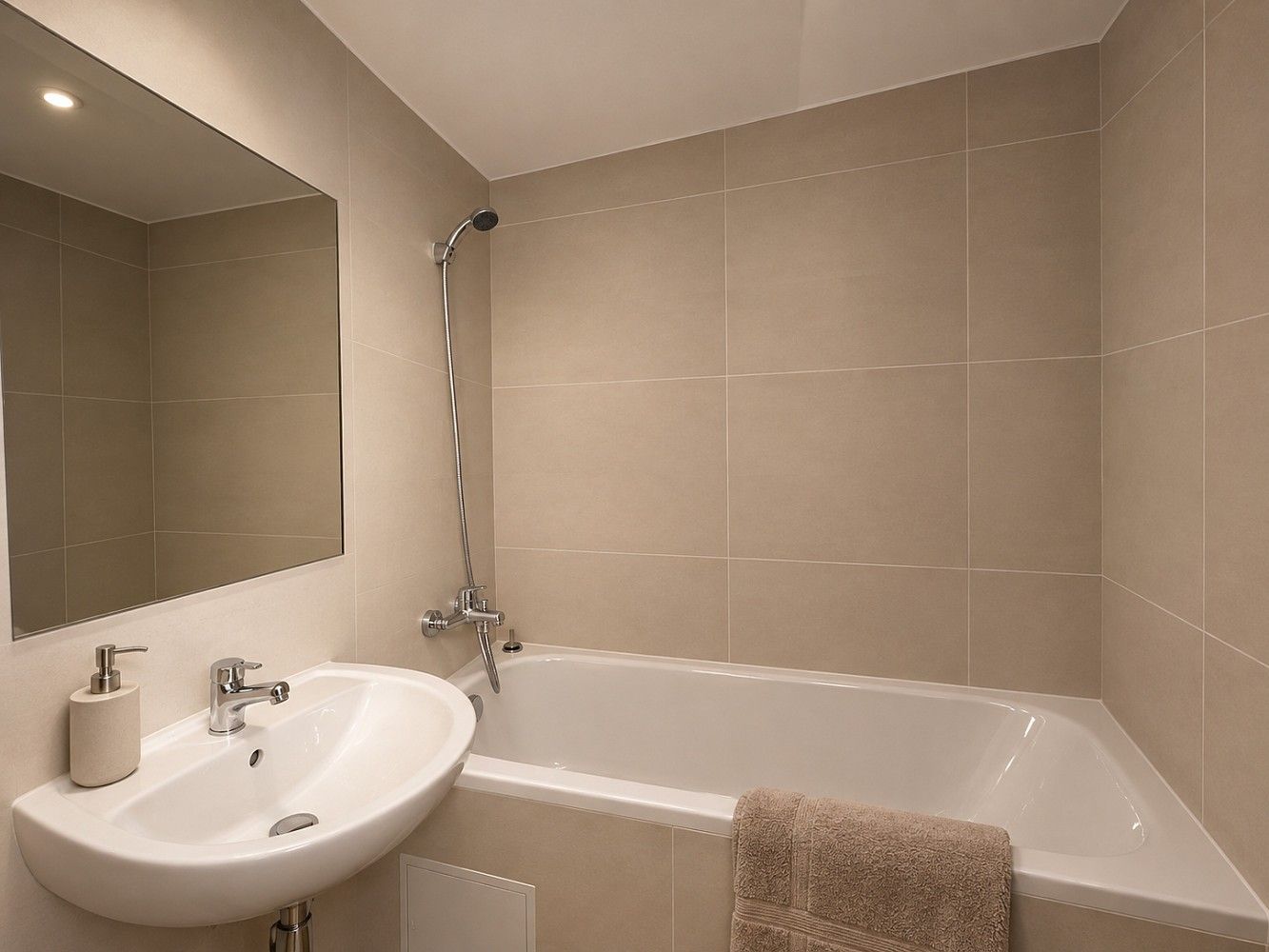 Pronájem byt 2+1 - Podkrušnohorská, Litvínov - Horní Litvínov, okres Most, 51,9 m² - 5