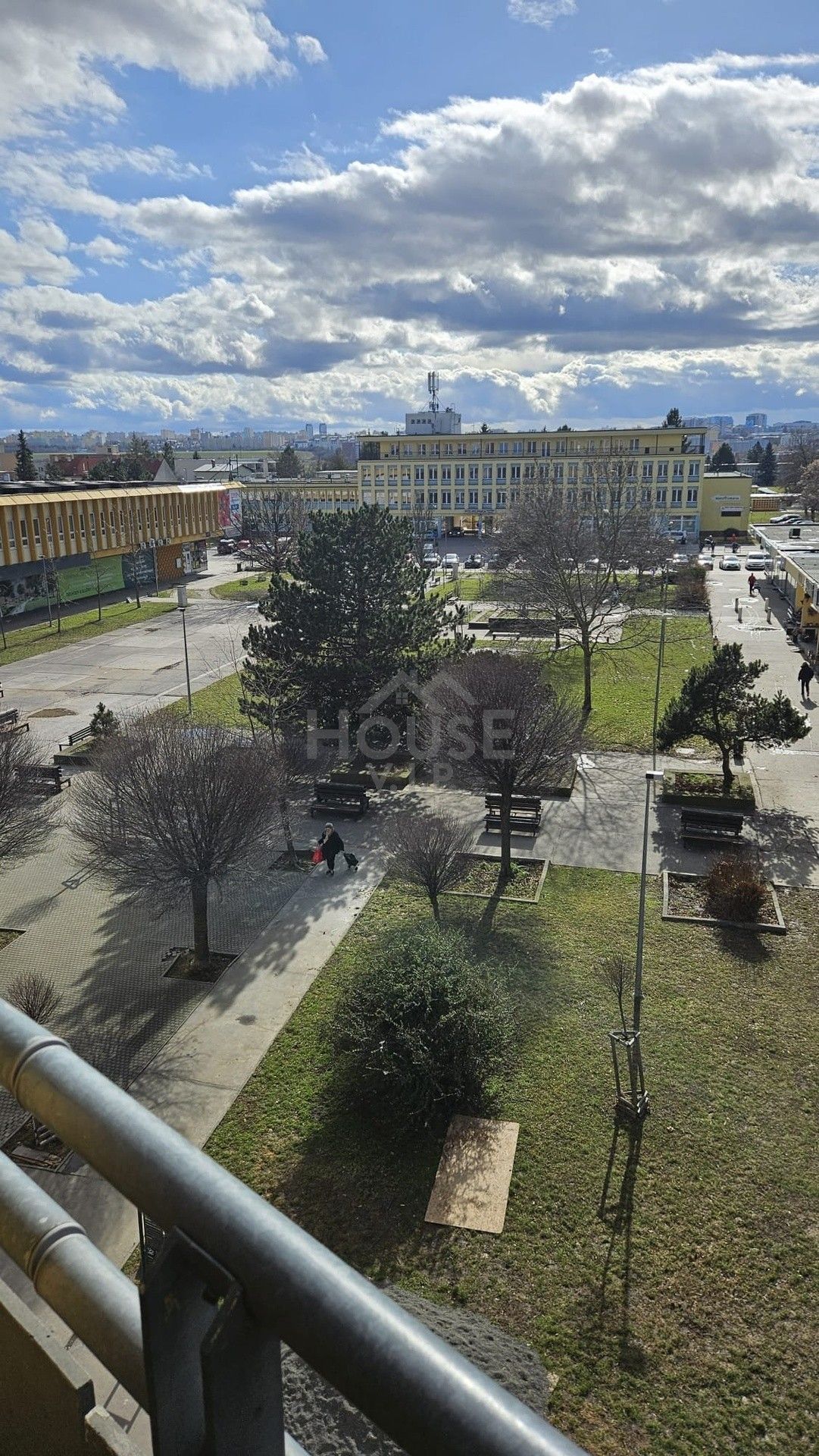 Pronájem byt 1+kk - Jetelová, Praha, 28 m²