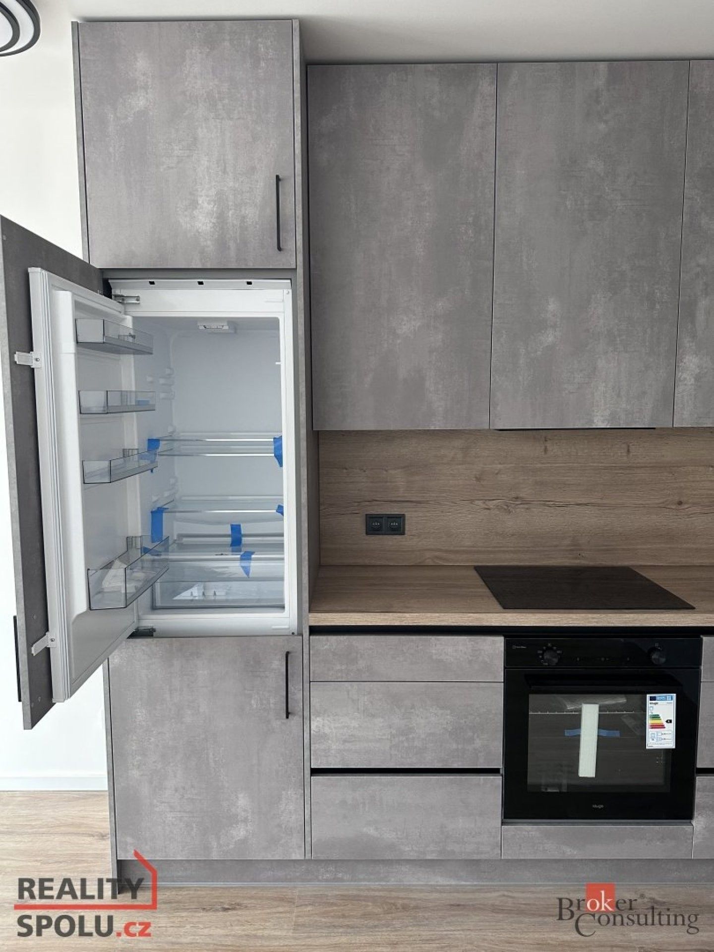 Pronájem byt 2+kk - Ke křížku, Kladno, 46 m²