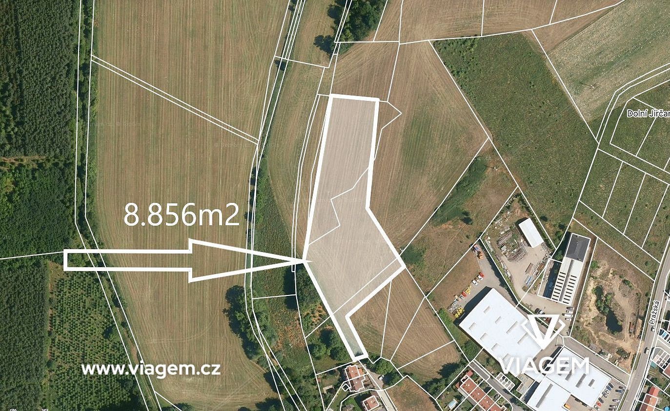 Zemědělský pozemek, 2 214 m²