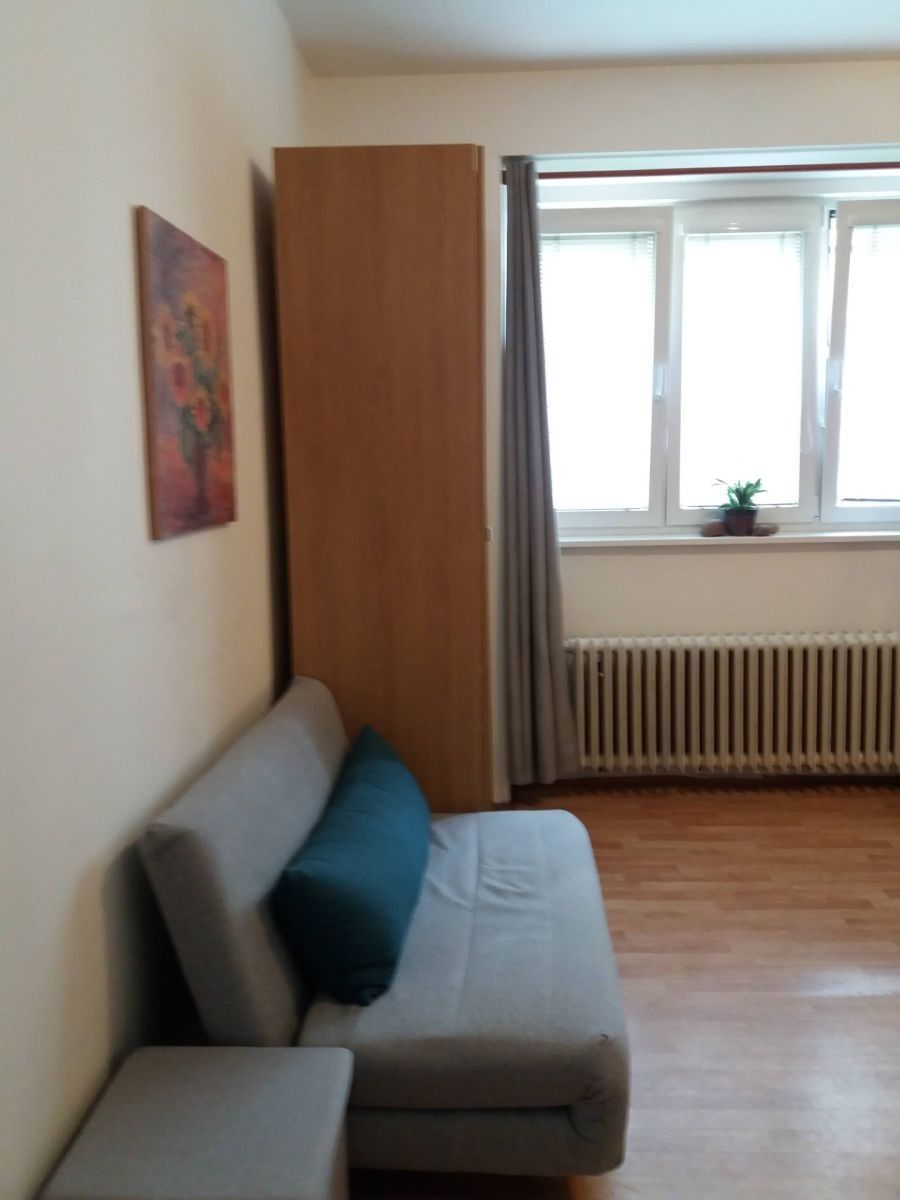 1+kk, Nad Kajetánkou, Praha - Břevnov, 30 m² - 2