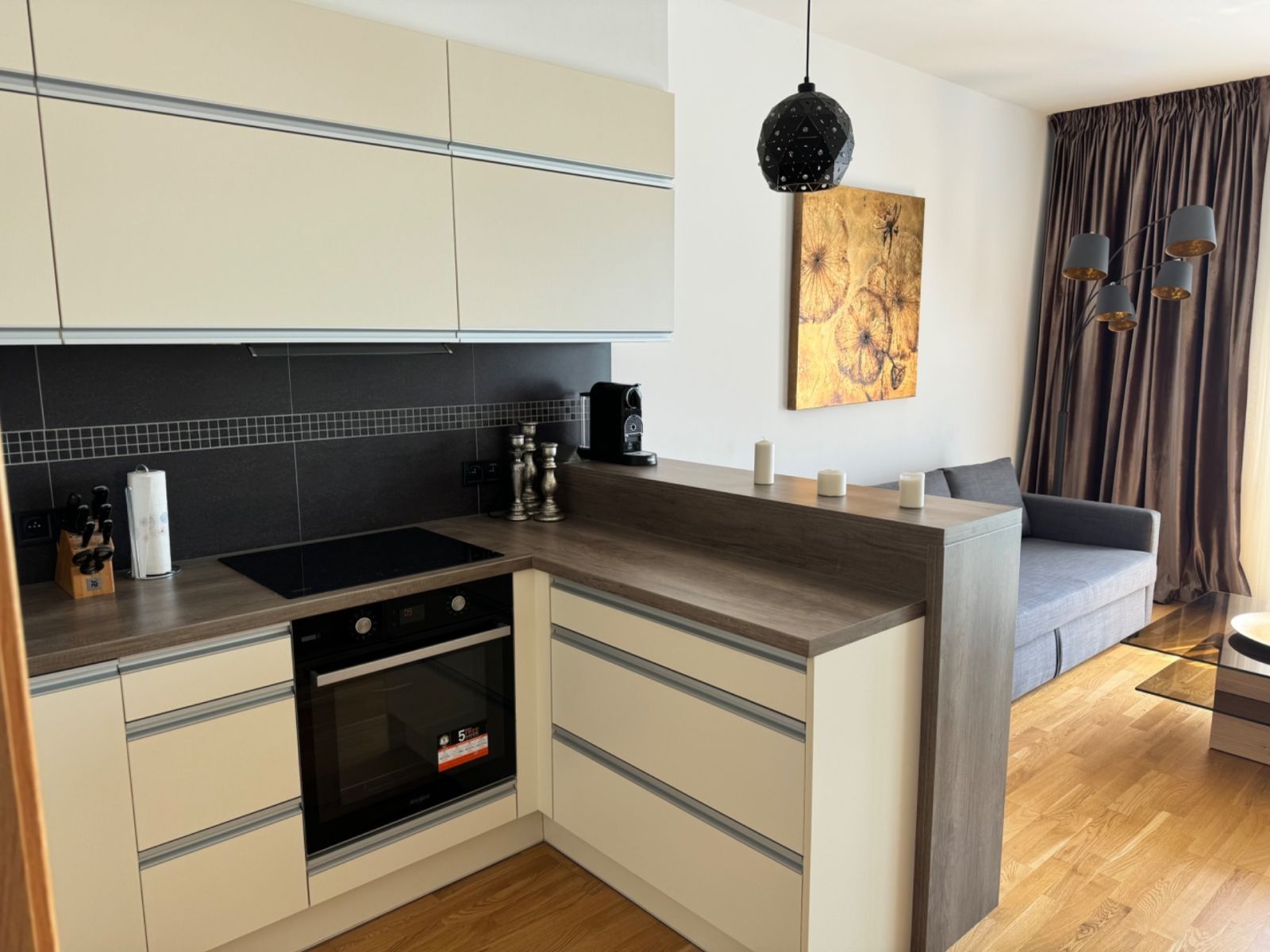 2+kk, Sanderova, Praha - Holešovice, 60 m² - 2