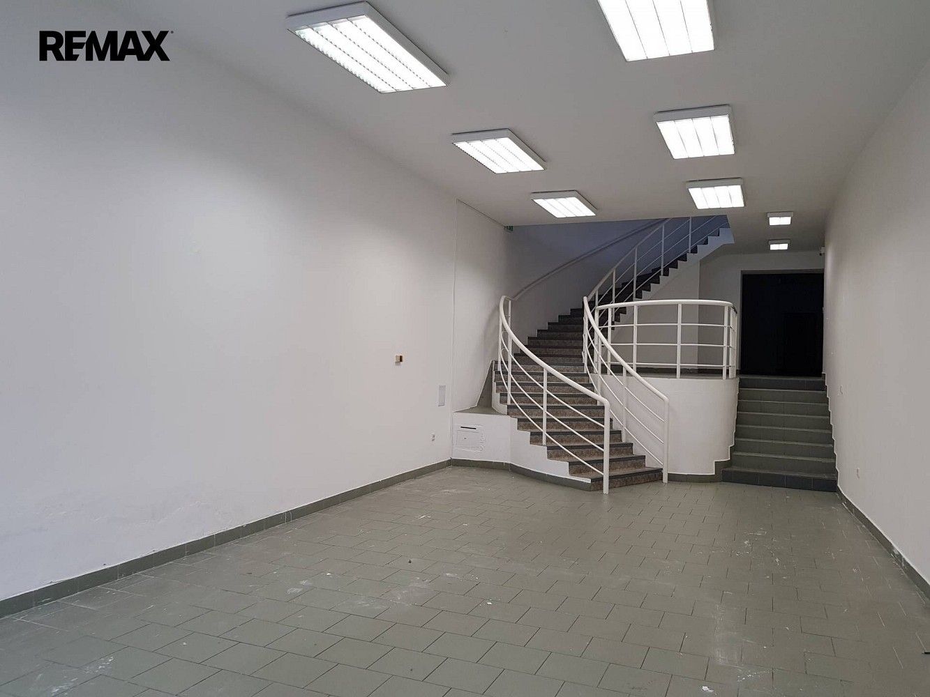 Obchodní prostory, Lanškroun - Lanškroun-Vnitřní Město, okres Ústí nad Orlicí, Pardubický kraj, 200 m² - 1