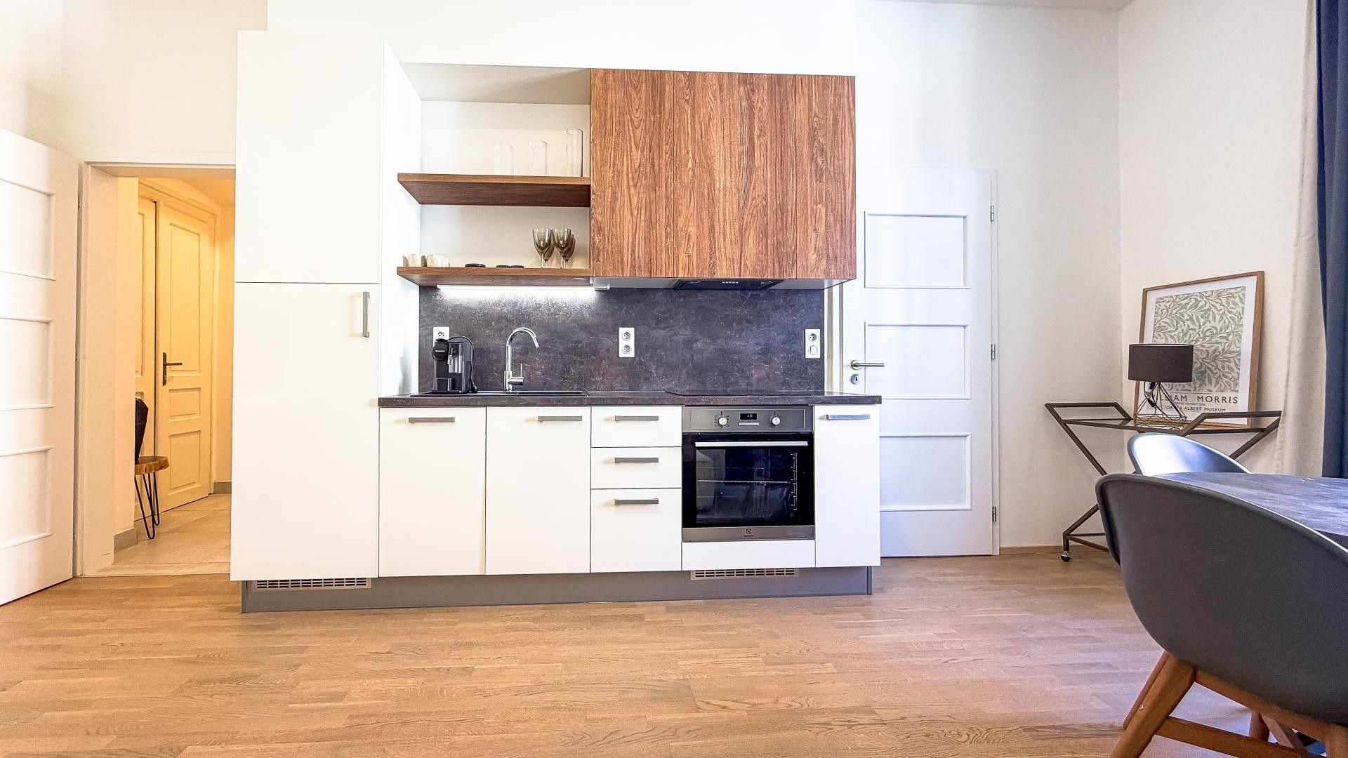 Pronájem byt 2+kk - Rybalkova, Praha, 39 m² - 5