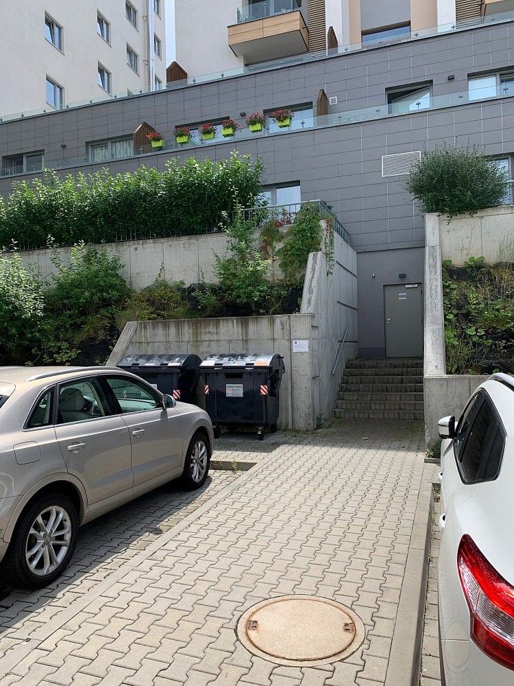 Nemovitost · 2 m² · Praha - Hlubočepy, okres Praha 5, Hlavní město Praha - 3