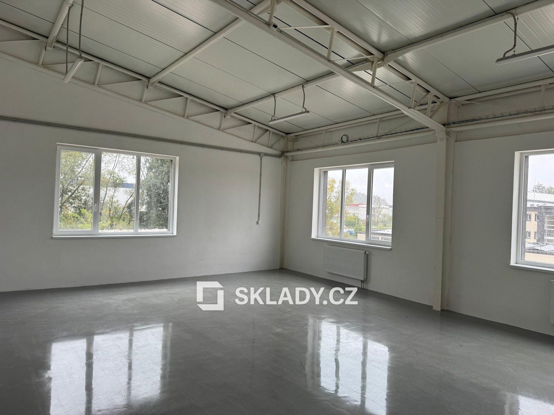 Sklady, Ostrov, 150 m² - 2