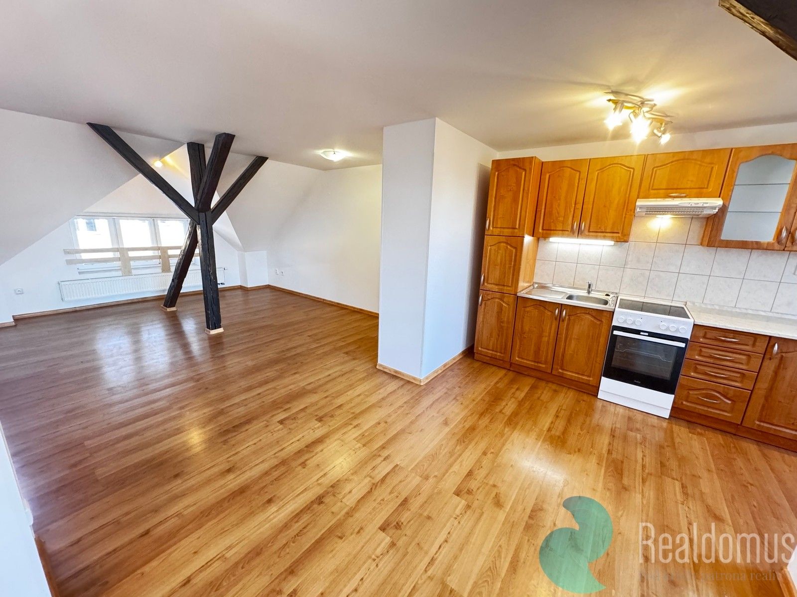 2+kk, Jírovcova, České Budějovice, 68 m²