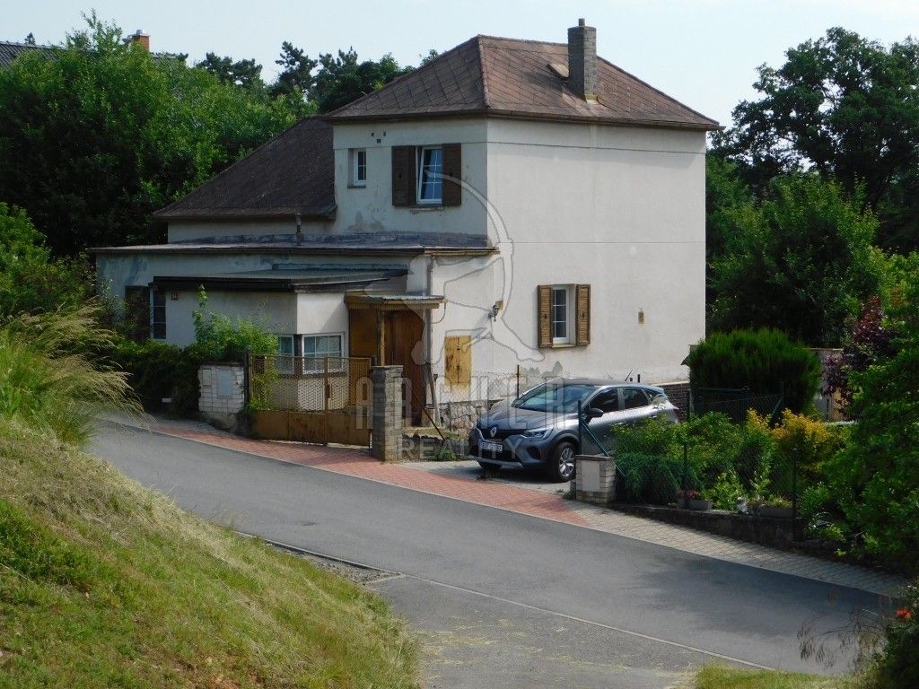Rodinné domy, Za ovčínem, Praha Lochkov, 291 m² - 1