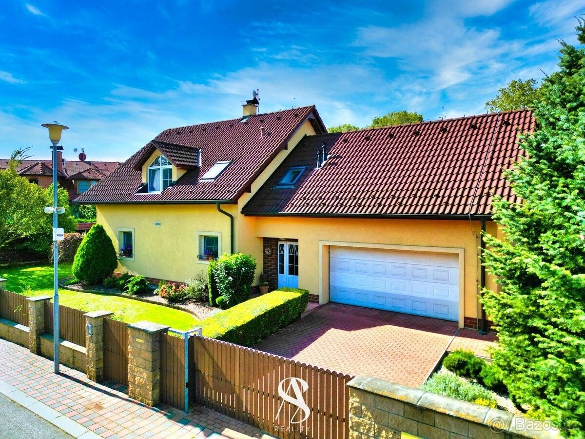 Prodej dům - Olomouc, 779 00, 1 355 m²