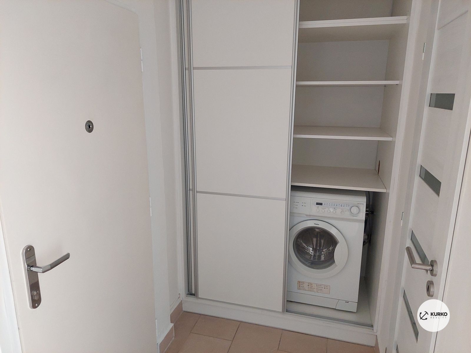 Byt 1+kk · 32 m² · Masarykovo náměstí 2572, Ostrava Moravská Ostrava - 4
