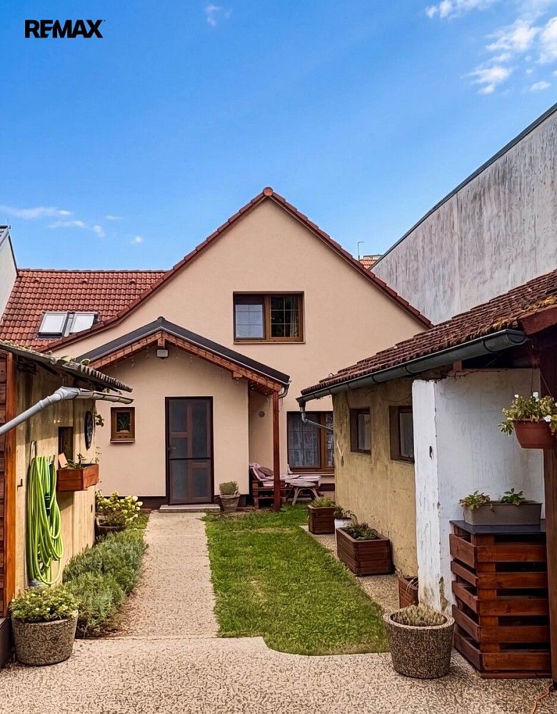 Rodinný dům · 151 m² · Úhonice, okres Praha-západ, Středočeský kraj - 3