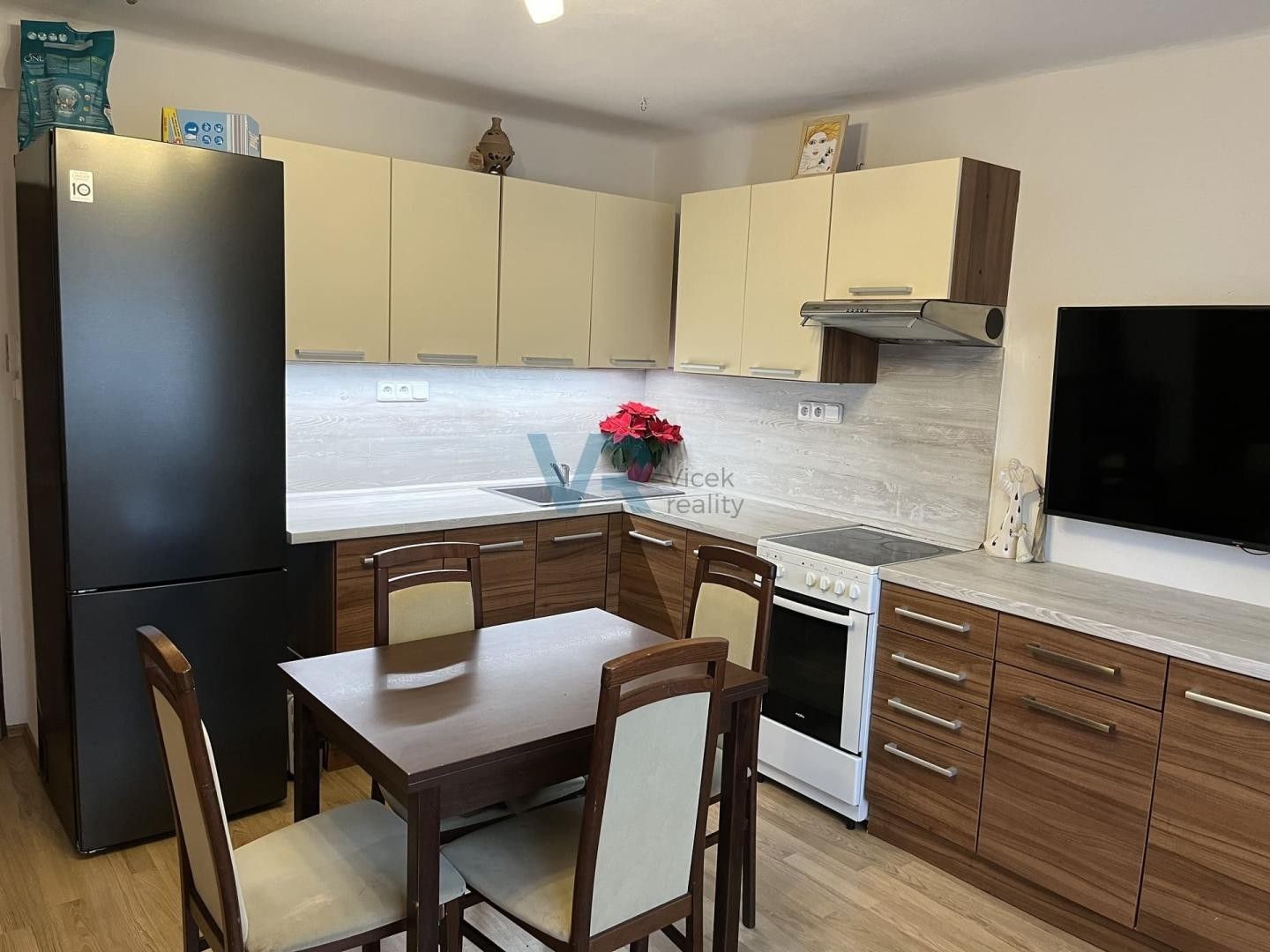 3+kk, Sídliště, Trhové Sviny, 69 m²