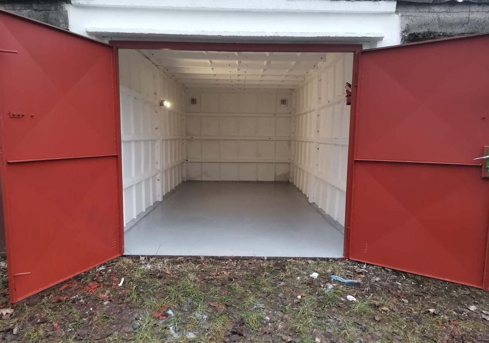 Garáže, II, Kolín, 19 m²