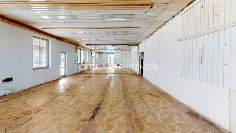Obchodní prostory · 390 m² · Dubí Cínovec - 4