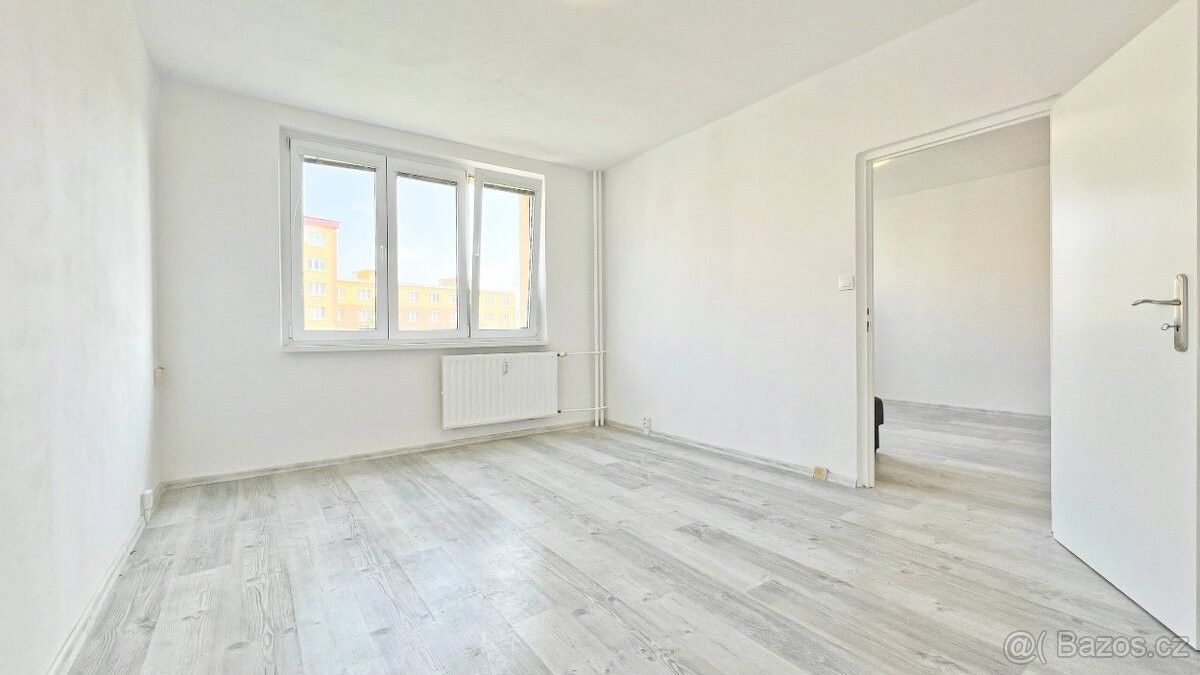 Pronájem byt 1+1 - Chomutov, 430 01, 35 m²