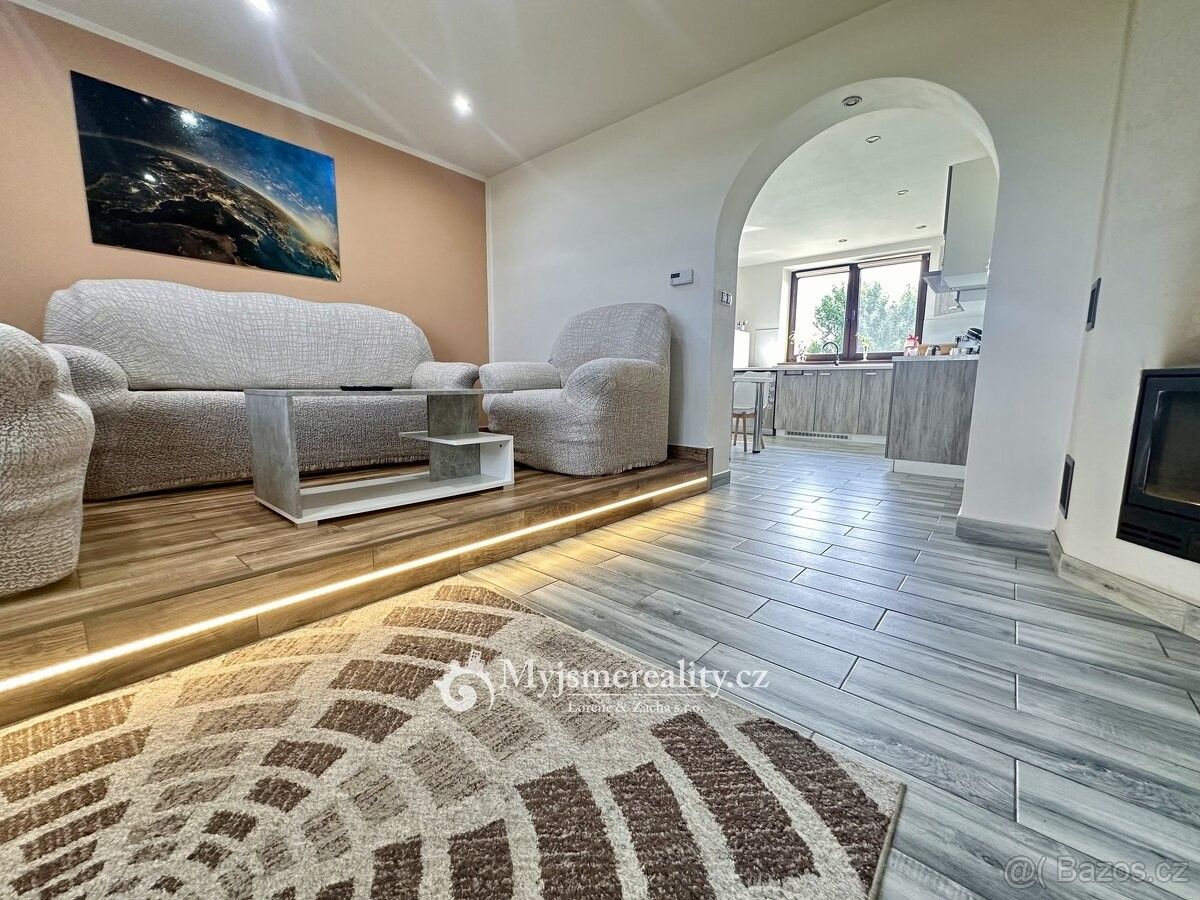 Prodej rodinný dům - Blanné, 671 54