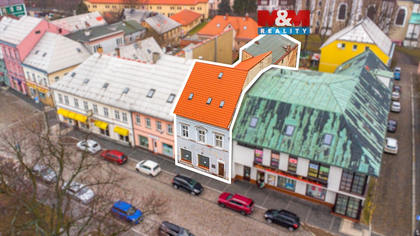 Rodinné domy, nám. Míru, Šluknov, 258 m²