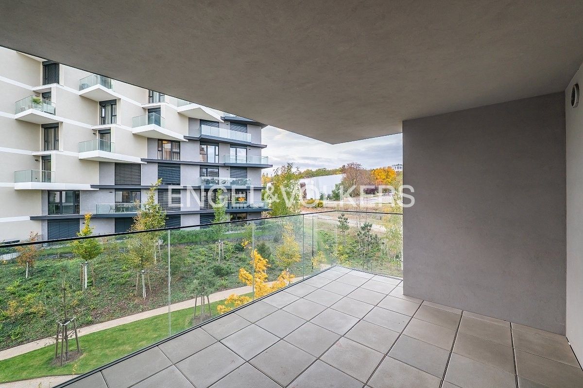 Pronájem byt 2+kk - Ramonova, Praha, 60 m²