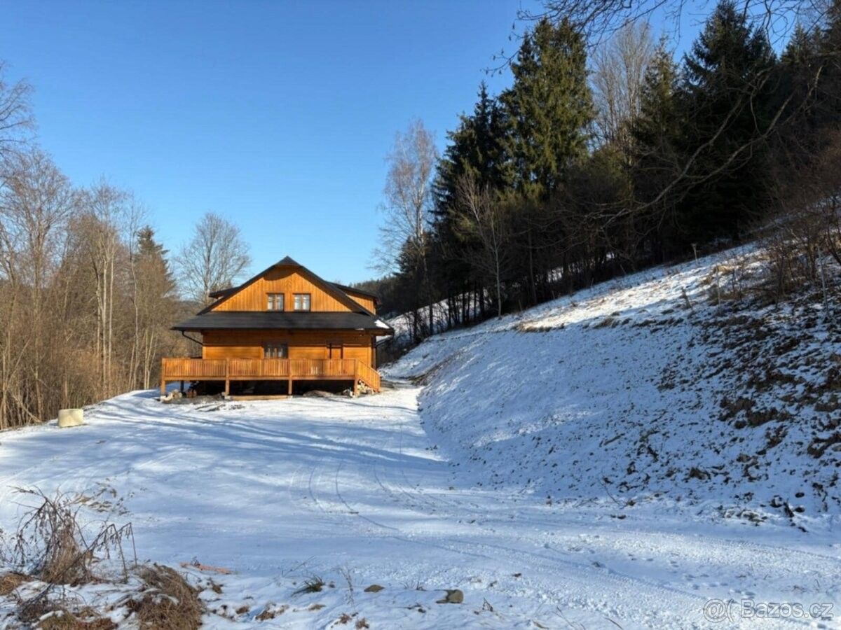 Rodinné domy, Velké Karlovice, 756 06