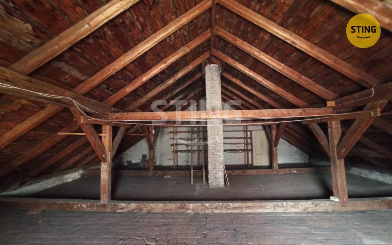 Prodej rodinný dům - Vápenná, 167 m² - 5