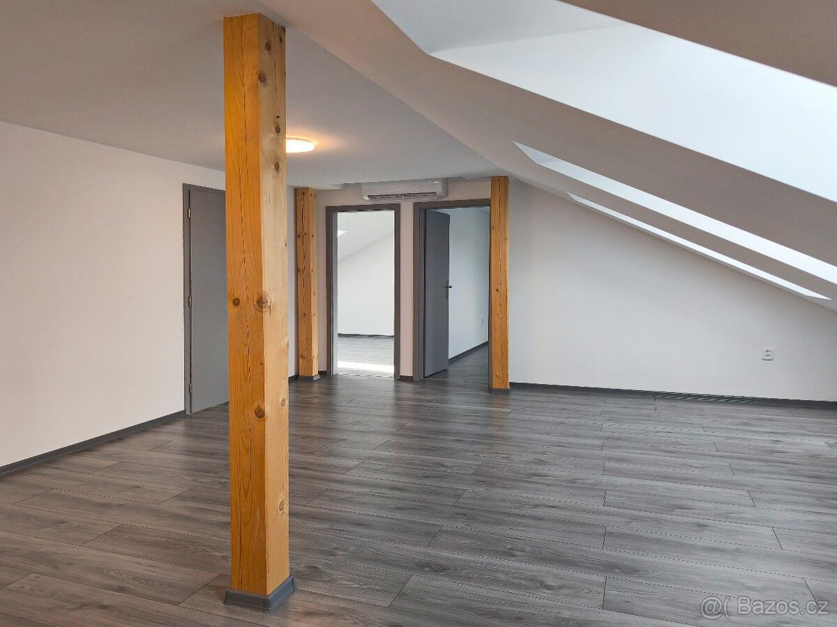 Byty, Tišice, 277 15