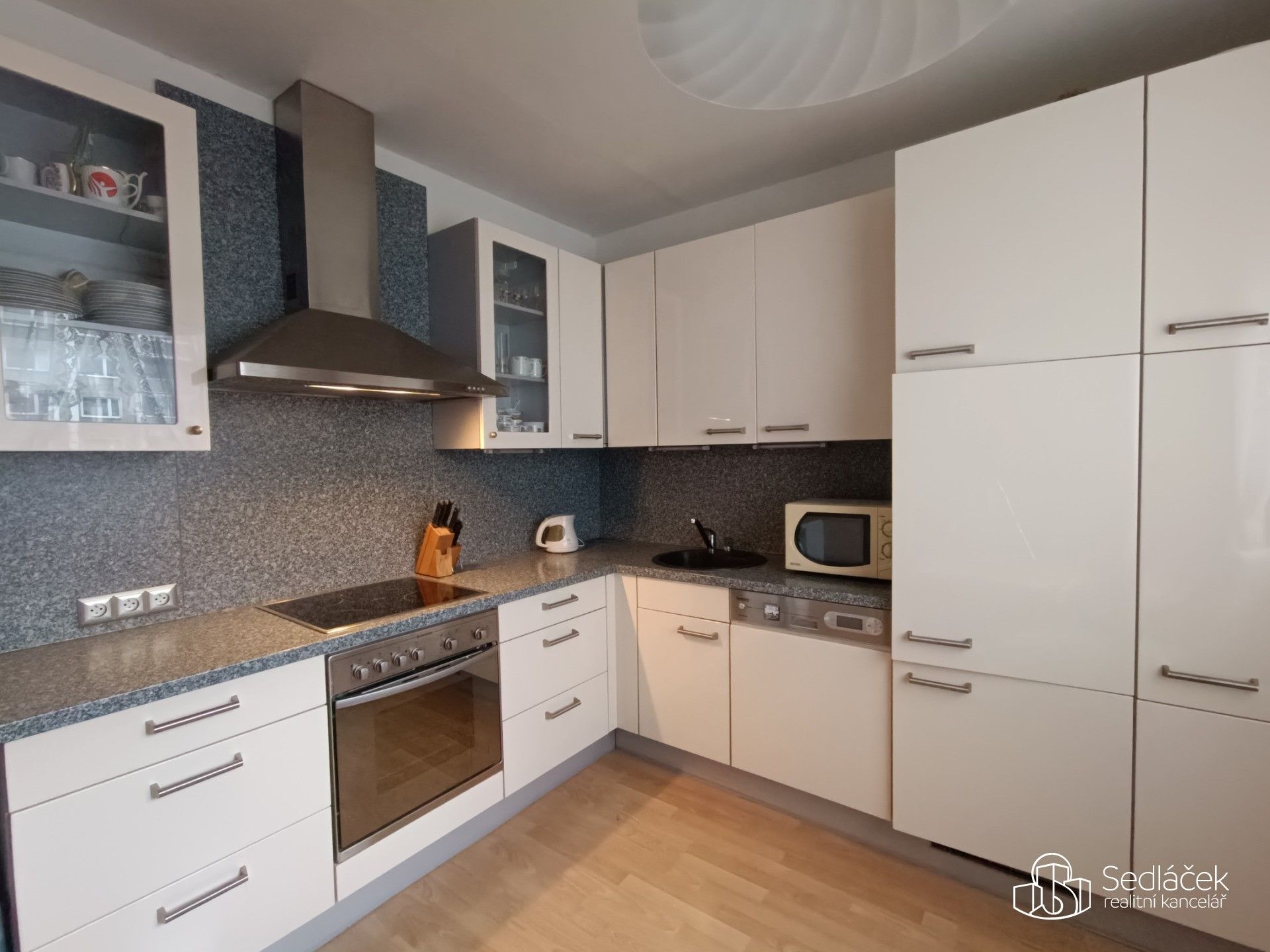 Pronájem byt 2+1 - Atletická, Sokolov, 62 m²