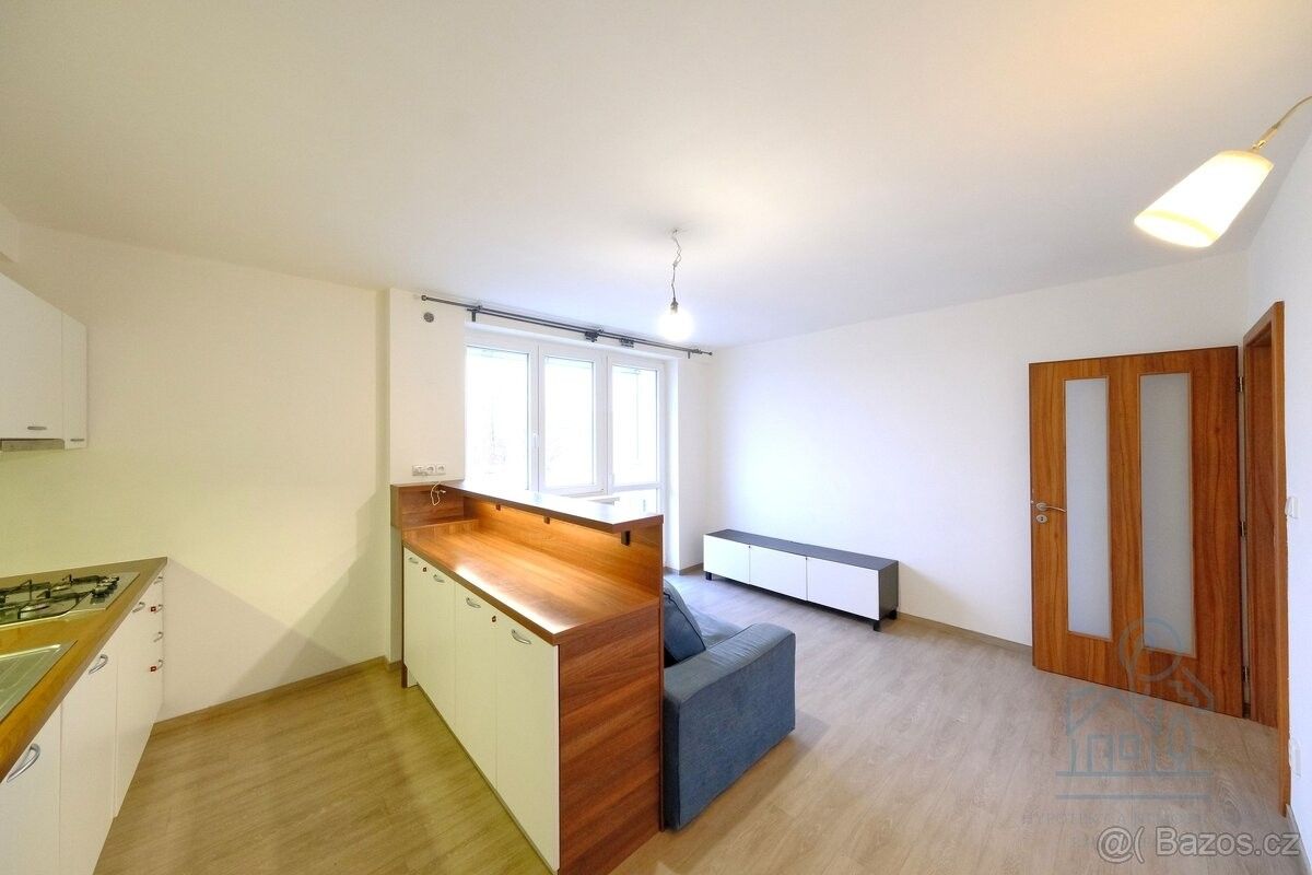 Pronájem byt - Praha, 198 00