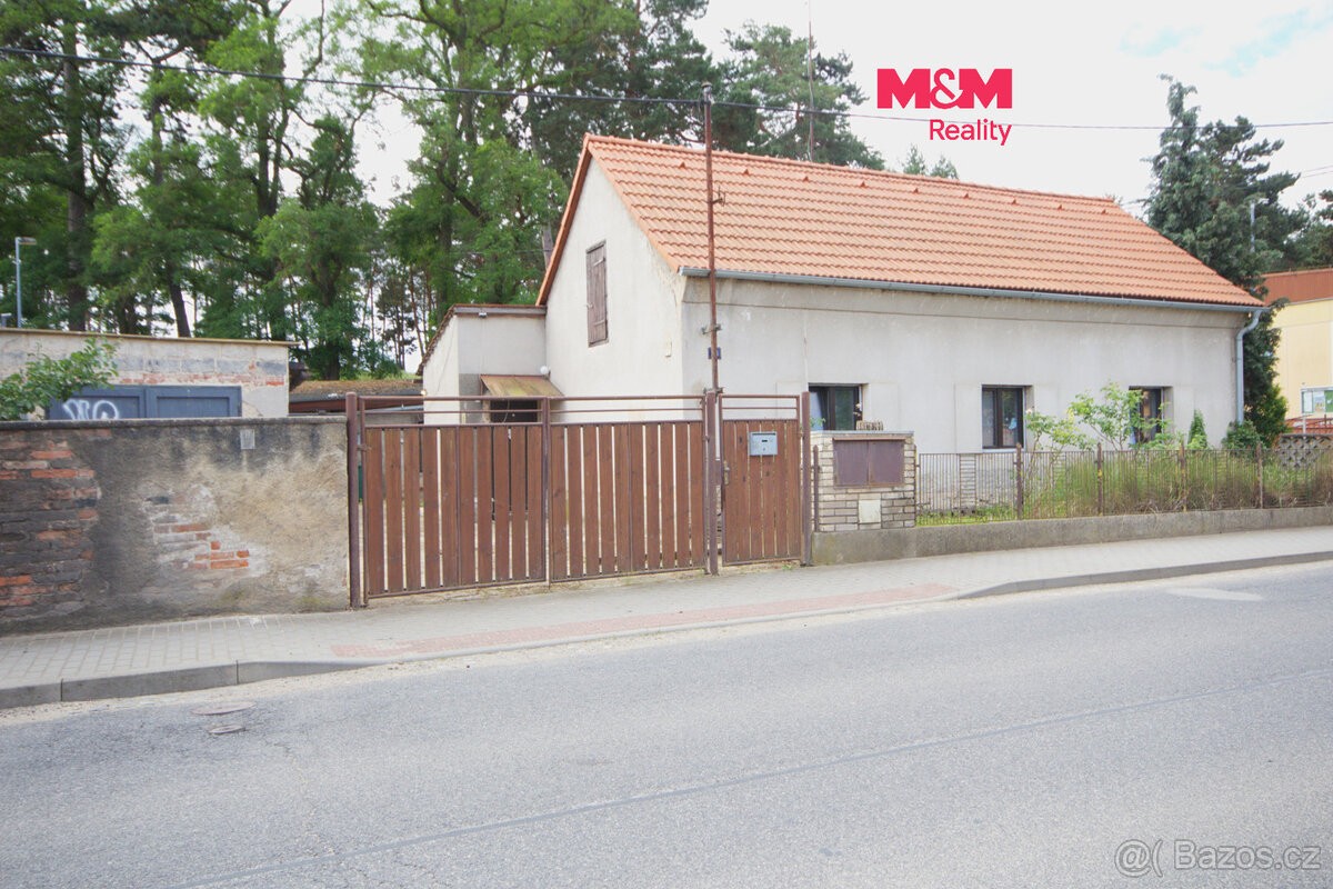 Rodinné domy, Vojkovice u Kralup nad Vltavou, 277 44 - 1