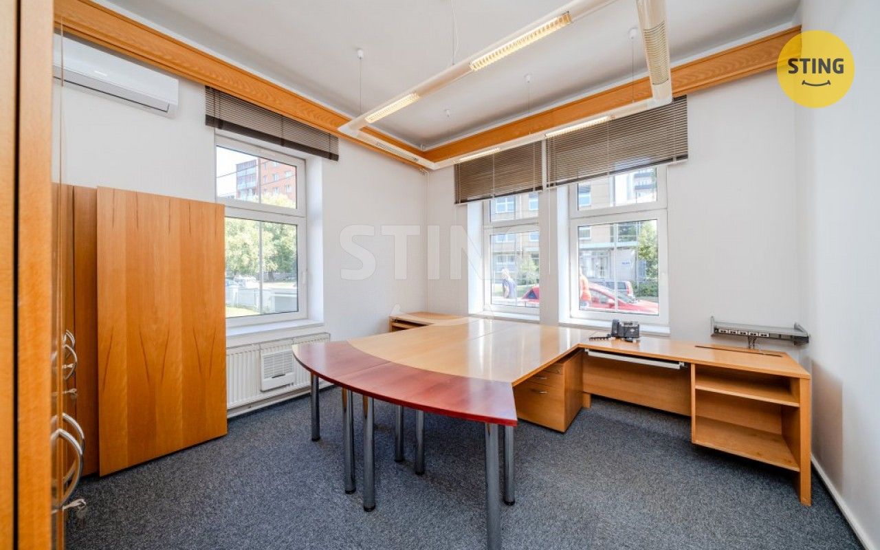 Kancelář · 250 m² · Starobělská, Ostrava - 3