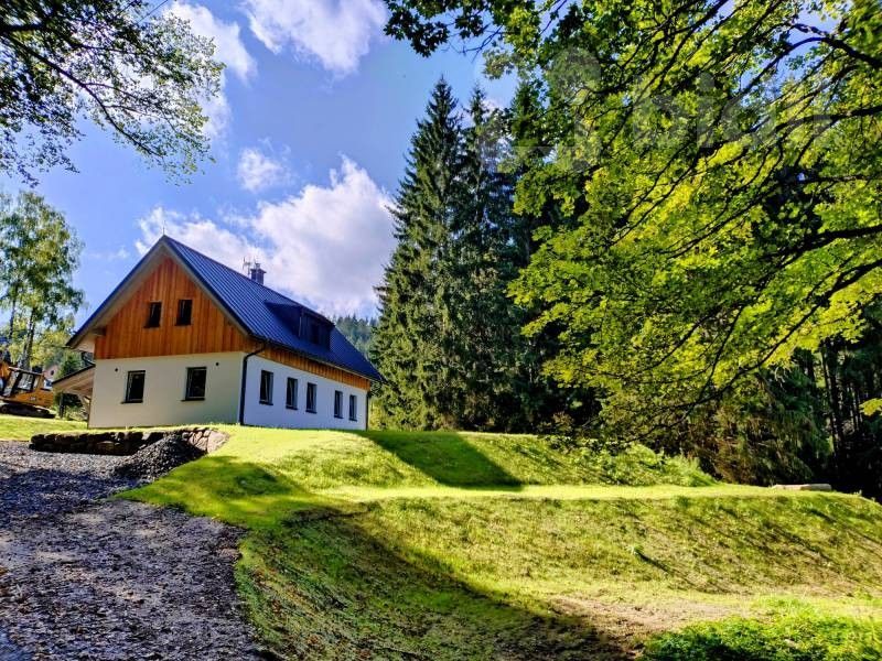 Prodej rodinný dům - Smržovka, 140 m²