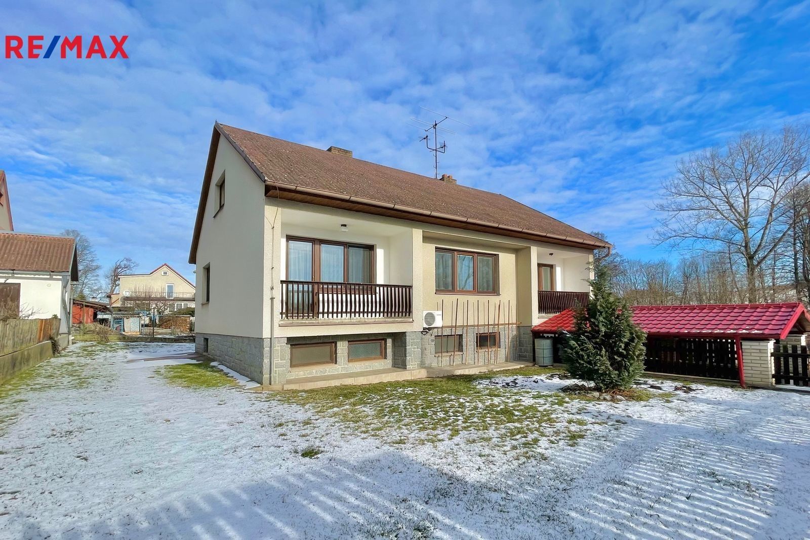 Prodej dům - Petrovice, 330 m²