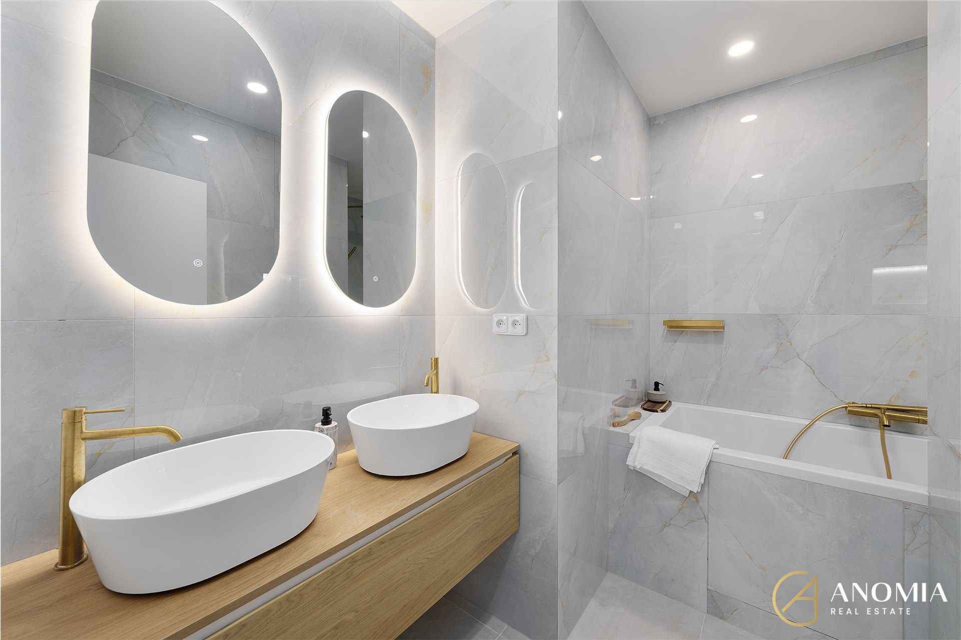 Prodej byt 4+kk - Třebenická, Praha, 73 m²