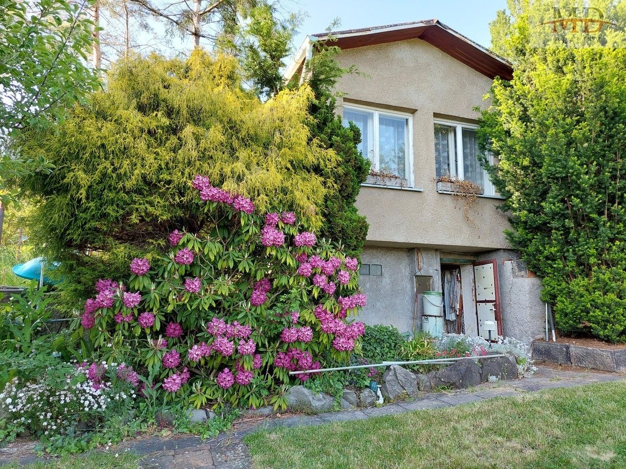 Chaty, Černá cesta 8807, Ústí nad Labem, 31 m²