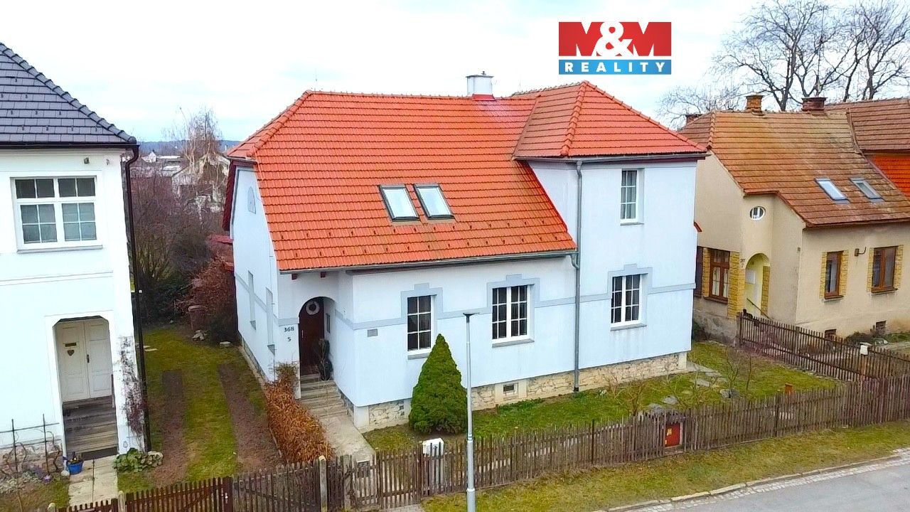 Rodinné domy, Trávník, Loštice, 182 m²