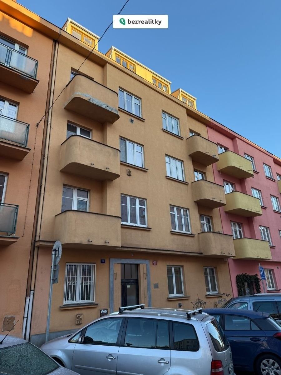 1+kk, Kralická, Praha, 26 m²