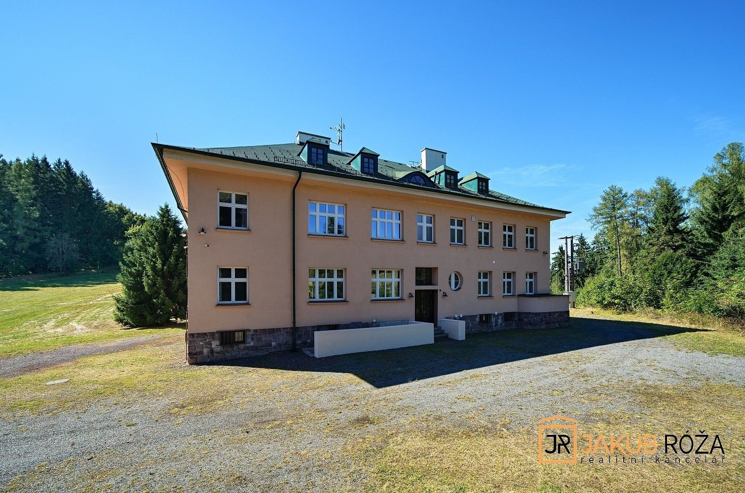 Ubytovací zařízení · 1 333 m² · Heřmánkovice - Janovičky, okres Náchod, Královéhradecký kraj - 4