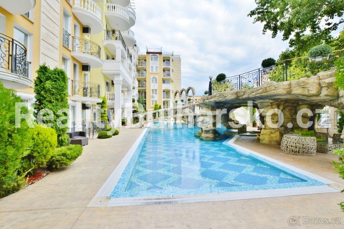 Byty, 987 66, Zahraničí