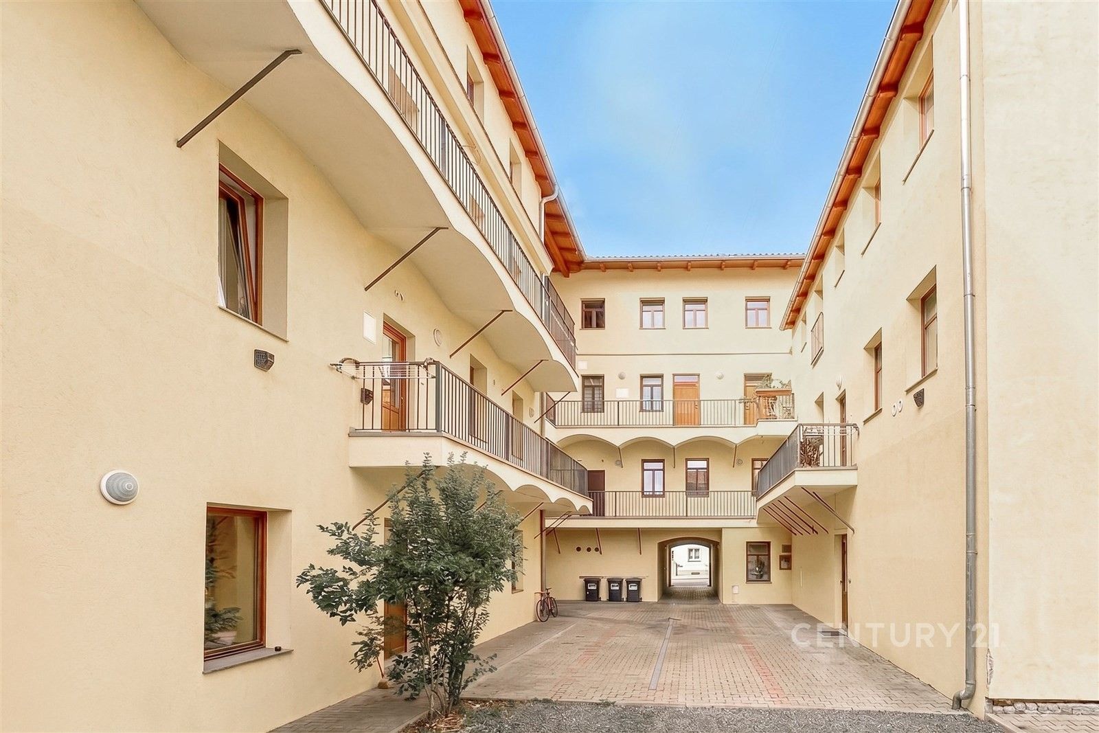 Byt 5+1, 250 m²