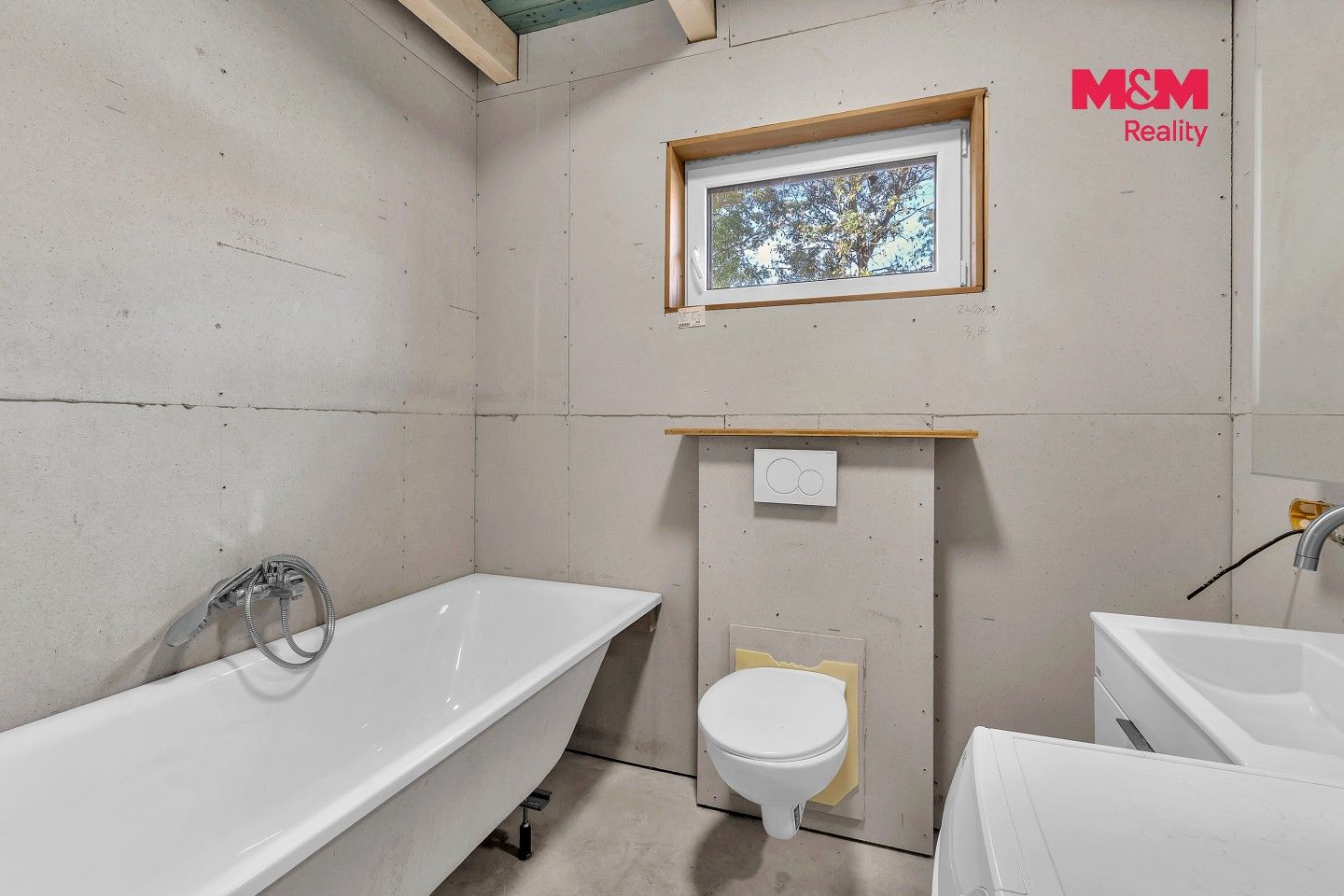 Rodinný dům · 65 m² · Lužany - 4