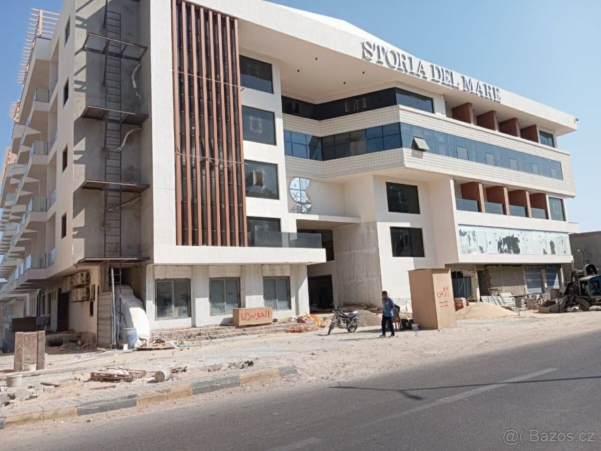 Byty, 987 66, Zahraničí