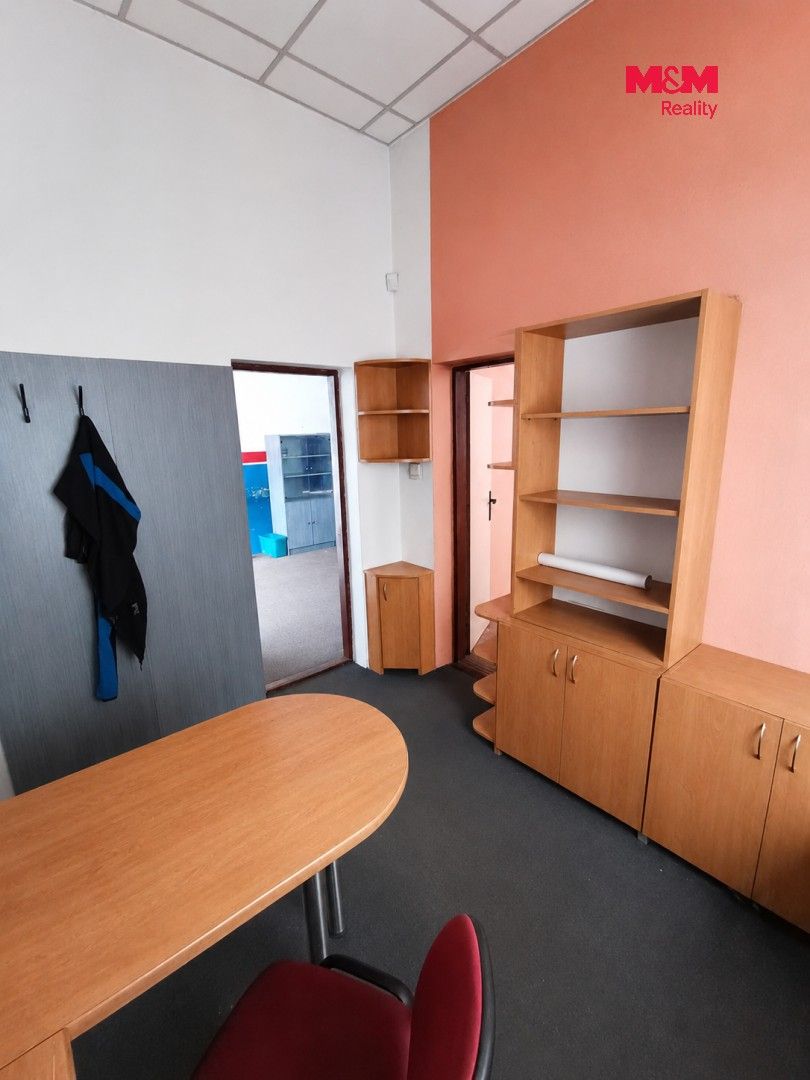 Pronájem obchodní prostory - Panelová, Hradec Králové, 190 m² - 5