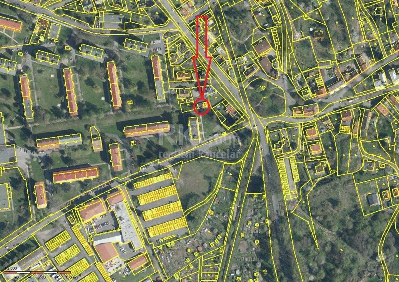 Pronájem garáž - Hroznatova, Mariánské Lázně, 20 m²