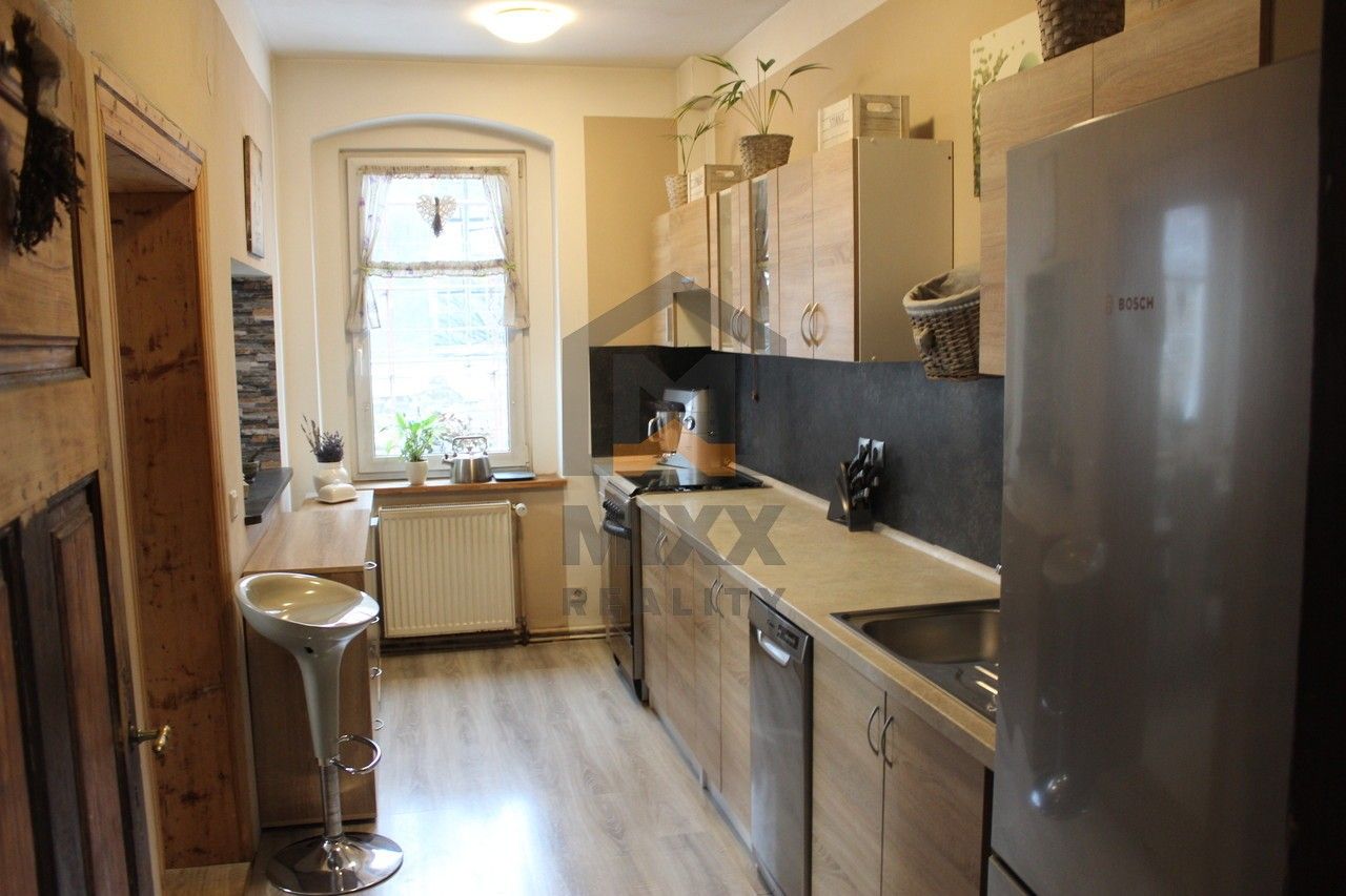 Rodinné domy, Otročín, 280 m²