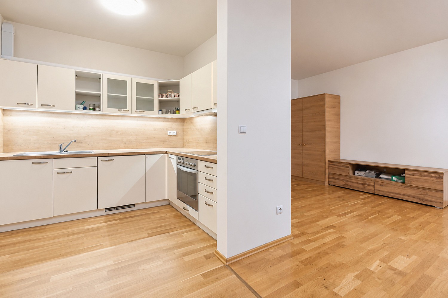Pronájem byt 2+kk - Tibetská, Praha 6 - Vokovice, 49 m² - 5