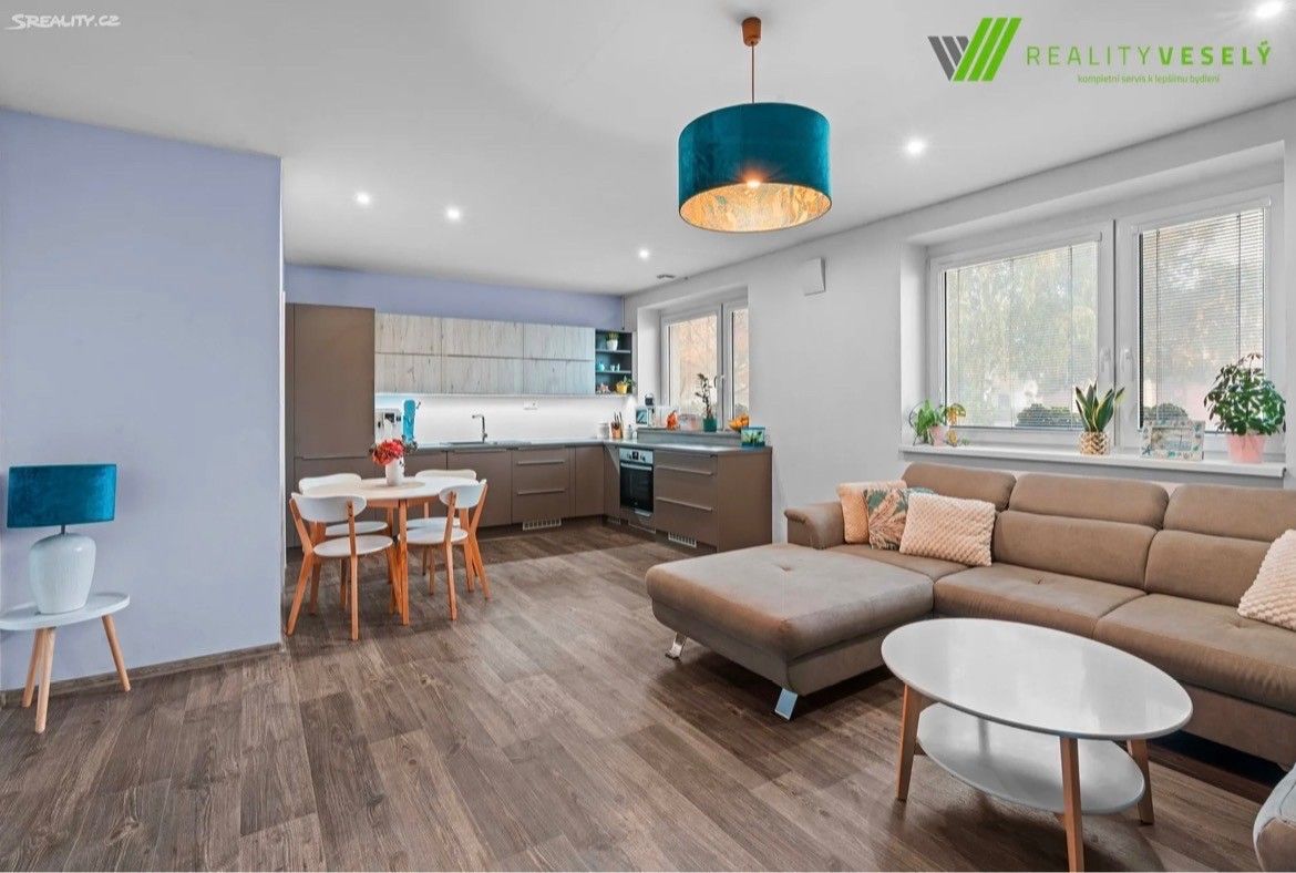 Prodej rodinný dům - Lužice u Hodonína, 696 18