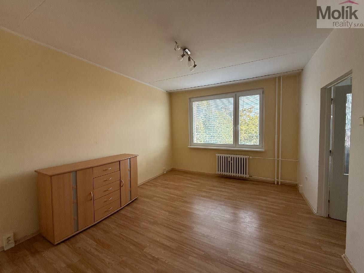 Byt 1+1 · 35 m² · U Zámeckého parku, Litvínov - 4