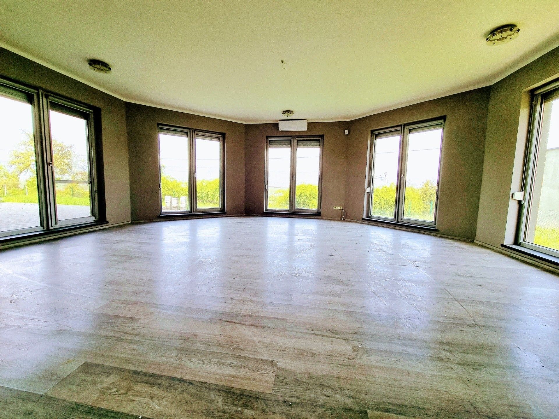 Rodinný dům · 320 m² · Modlany Kvítkov - 4