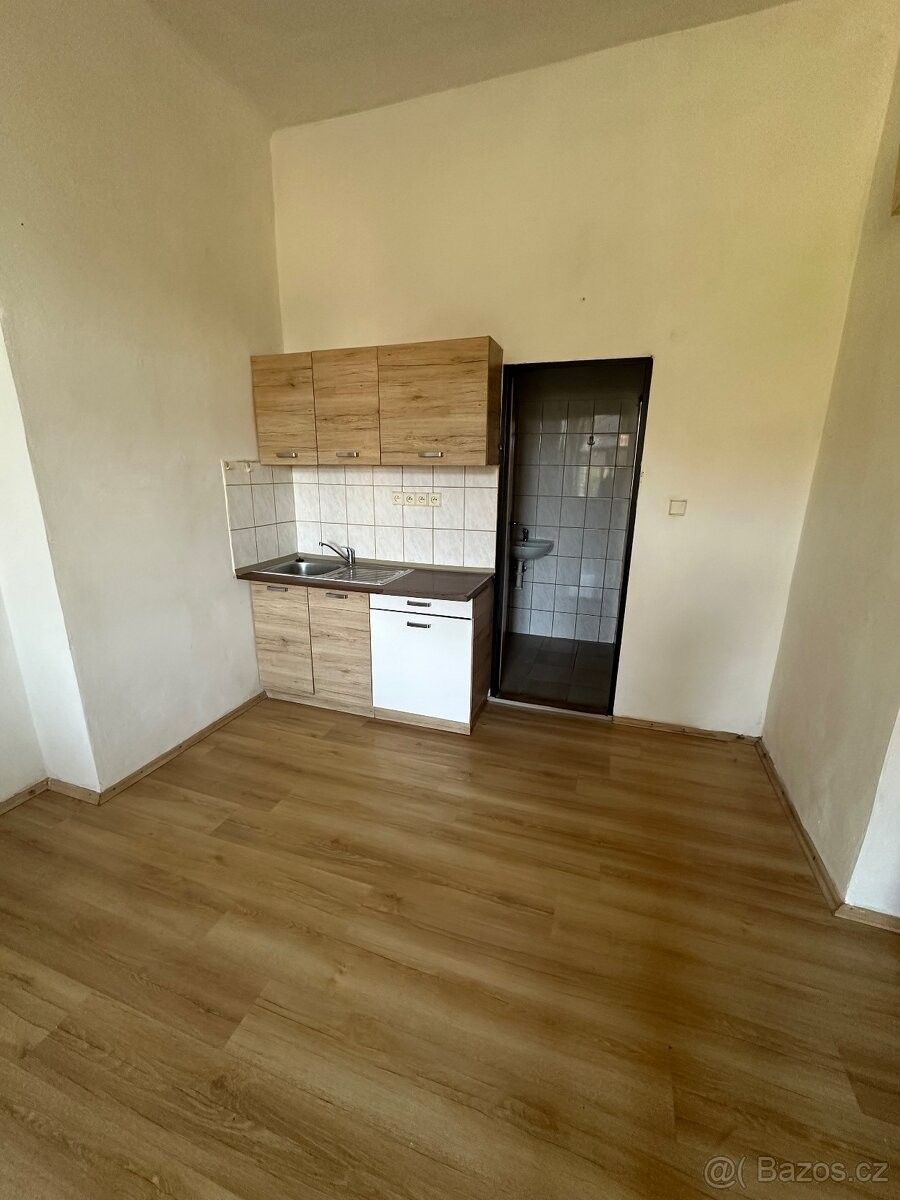 Byty, Kamenice nad Lipou, 394 70 - 1
